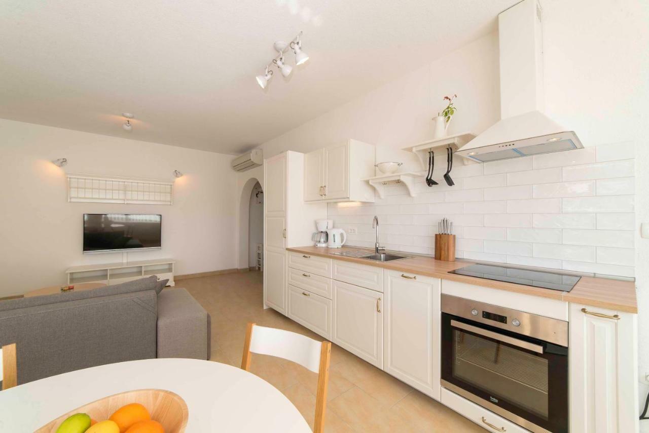 Sunset House Apartment Kampor Екстериор снимка
