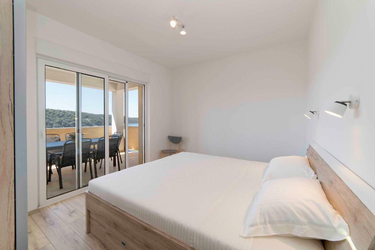 Sunset House Apartment Kampor Екстериор снимка