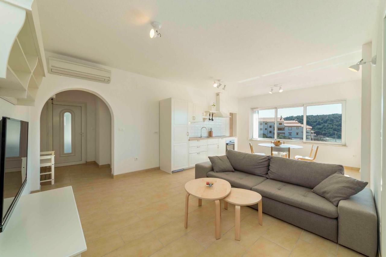 Sunset House Apartment Kampor Екстериор снимка