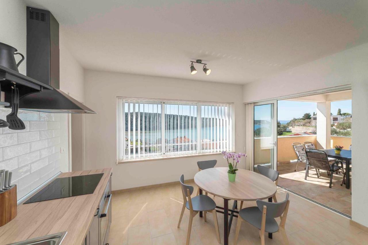 Sunset House Apartment Kampor Екстериор снимка